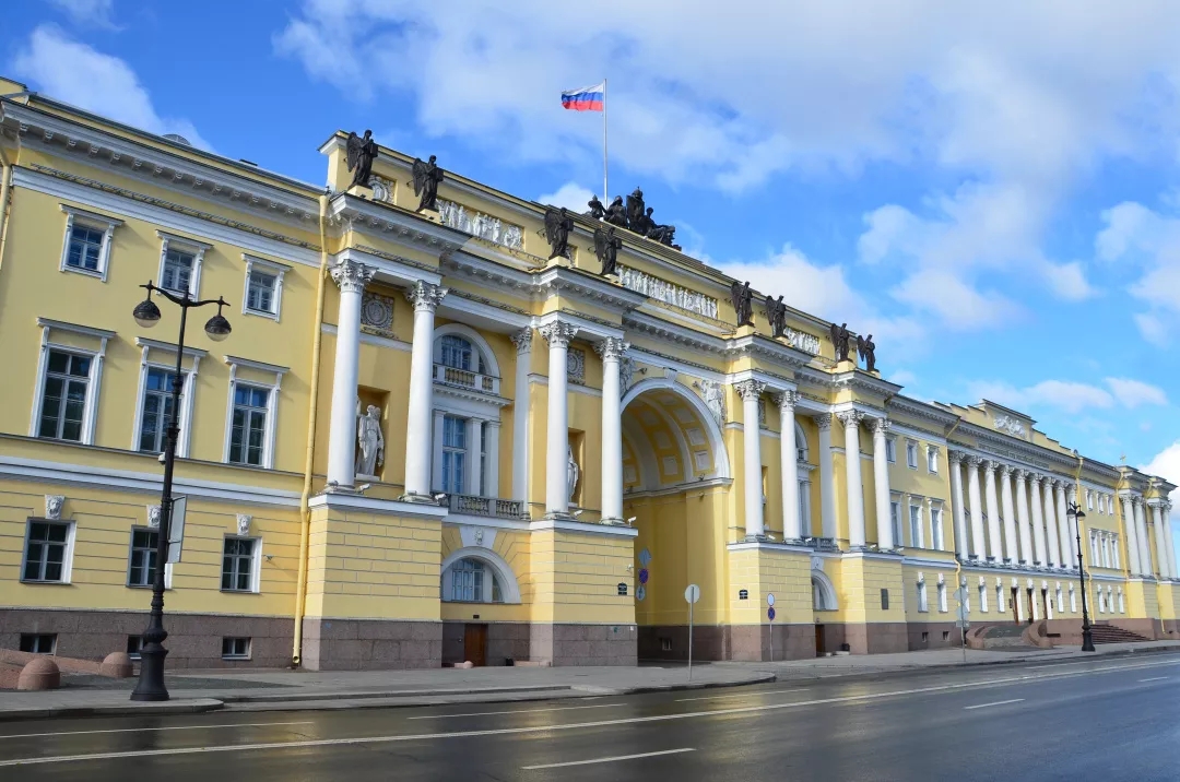 640.webp (9) 640.webp (9)