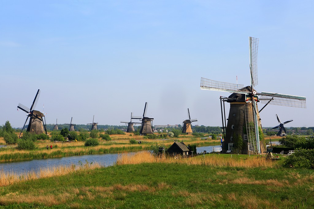 100942tavgylrqpg2cjdgd